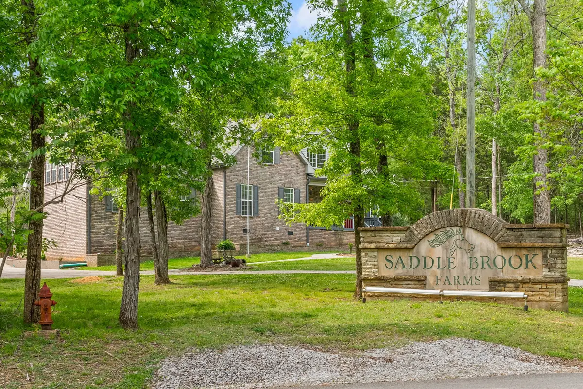 5398 Woods Edge Dr, Lebanon, TN 37090 - #1