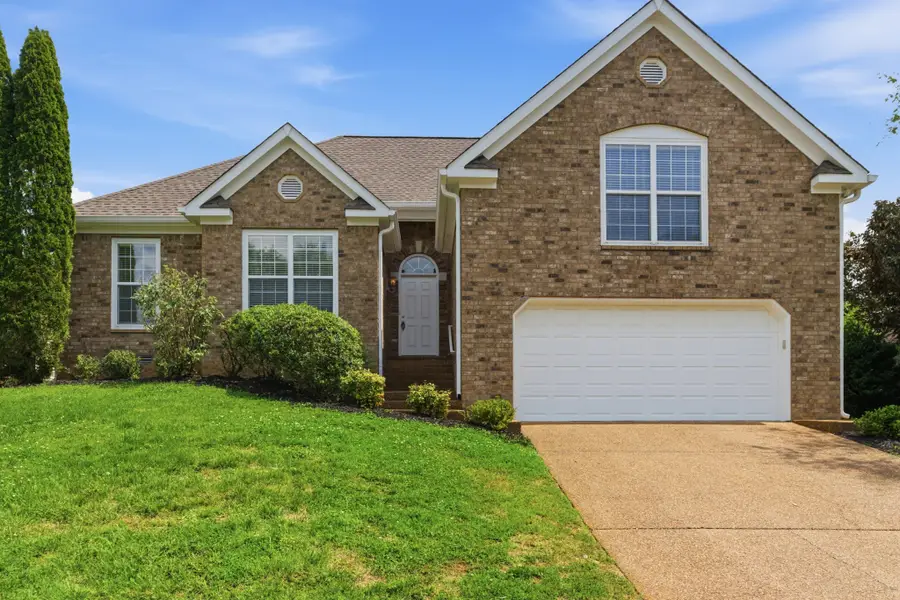 3024 Farmville Cir, Spring Hill, TN 37174 - #2