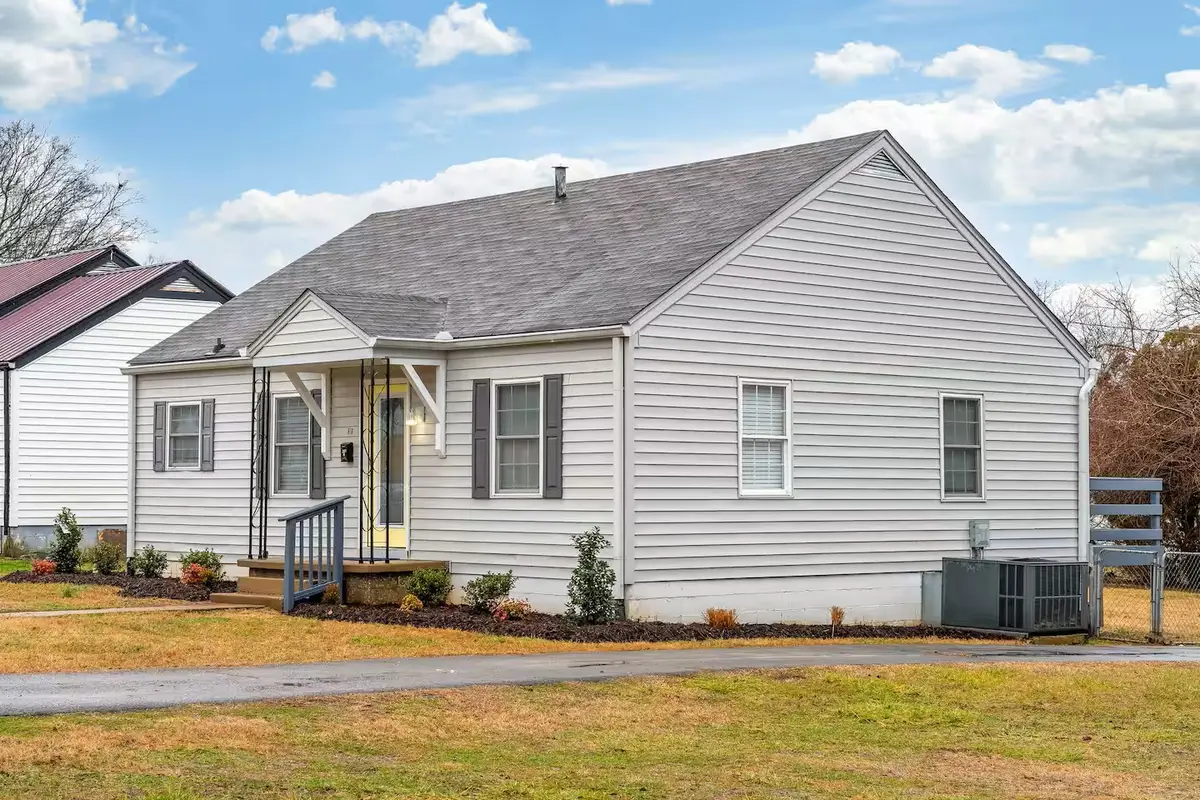 618 Spencer Ave, Gallatin, TN 37066 - #1