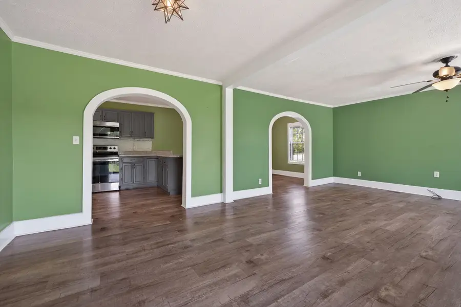 133 Vaughn Ln, Livingston, TN 38570 - #2