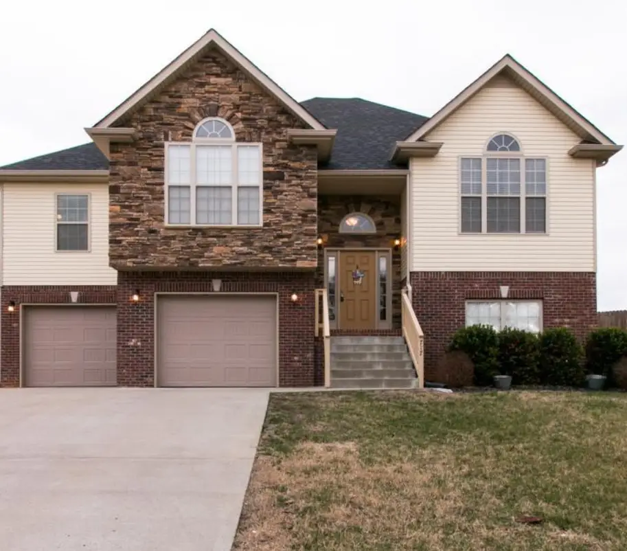 717 W Accipiter Cir, Clarksville, TN 37043 - #1