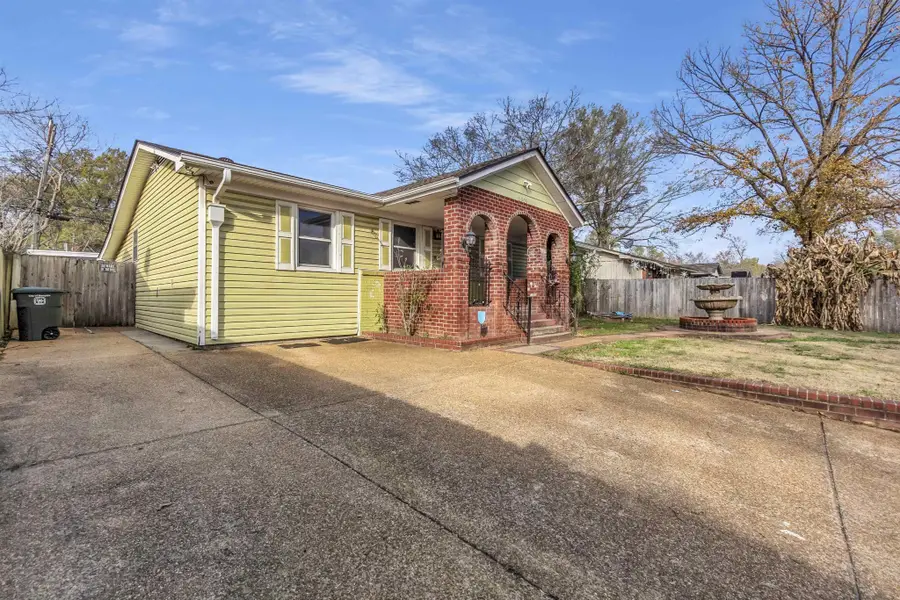 1903 Capri Rd, Memphis, TN 38117 - #3
