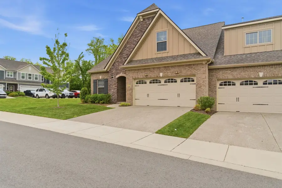 3223 Chaucer Ln, Gallatin, TN 37066 - #2