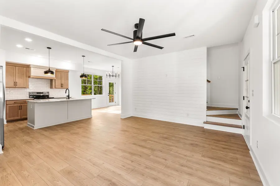 1013 Walnut Grove Rd, Dickson, TN 37055 - #3