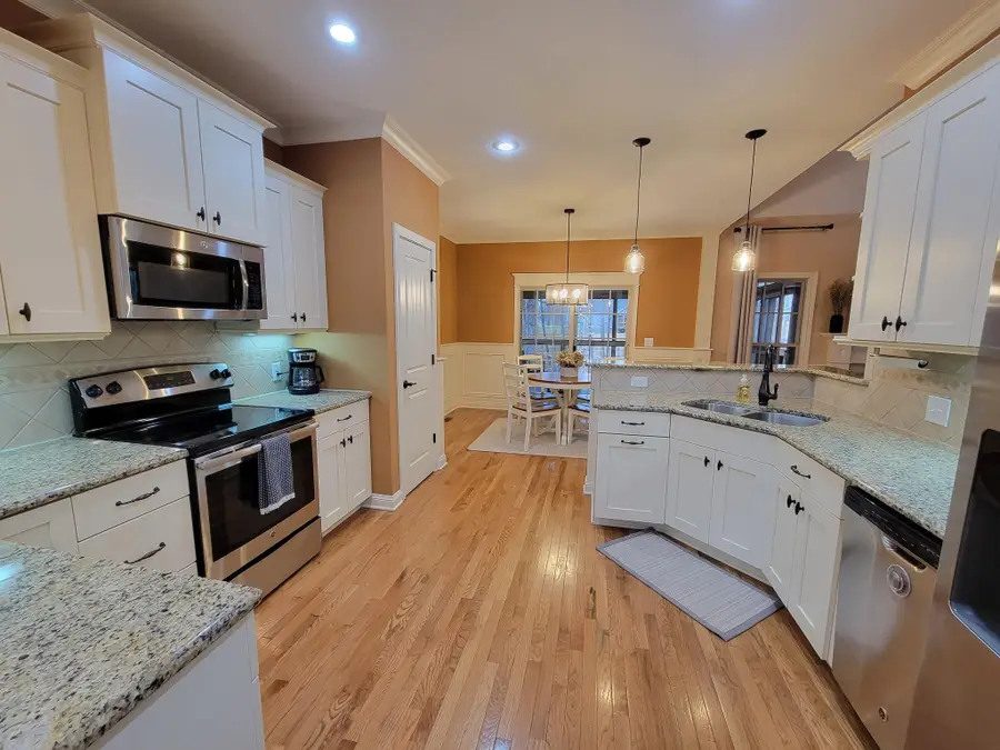 348 Abeline Dr, Clarksville, TN 37043 - #2