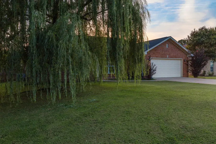 1952 Beverly Ave, Muscle Shoals, AL 35661 - #3
