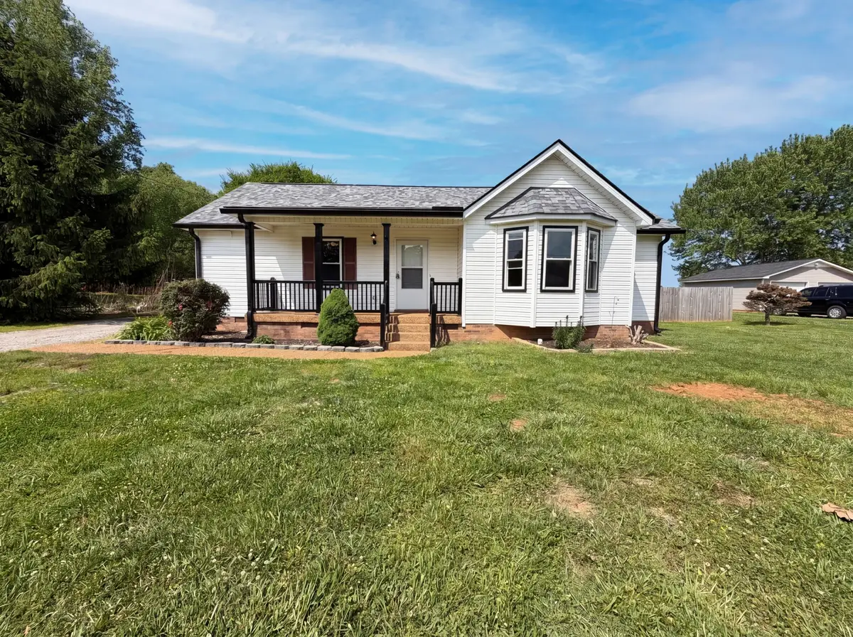 3849 Hearthstone Dr, Chapel Hill, TN 37034 - #1