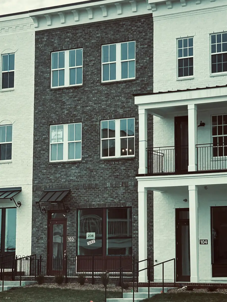 2101 Branford Pl #203, Thompsons Station, TN 37179 - #2