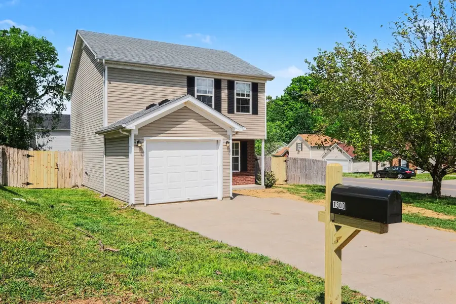 1300 E Nir Shreibman Blvd, La Vergne, TN 37086 - #2