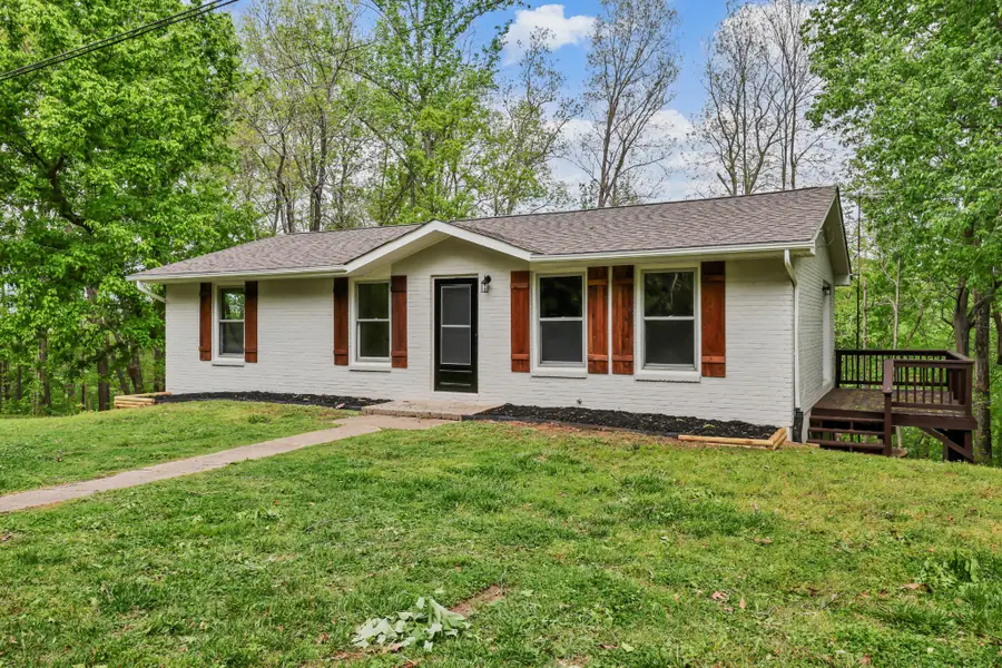 251 Fussell Ln, Erin, TN 37061 - #2