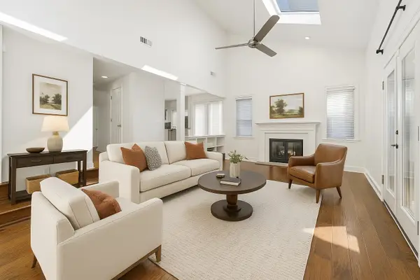 57 Brookhill Cir, Nashville, TN 37215