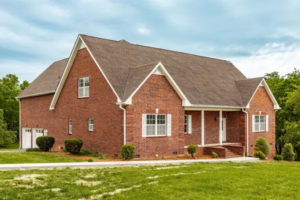 101 Oakland Dr, Gallatin, TN 37066