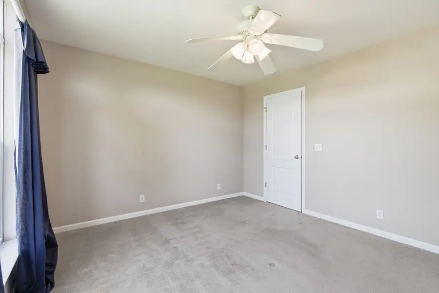 302 Aubrey Ct, Burns, TN 37029 - #3