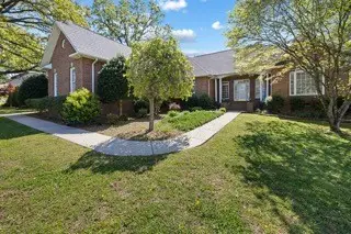 54 Foyer Dr, Winchester, TN 37398