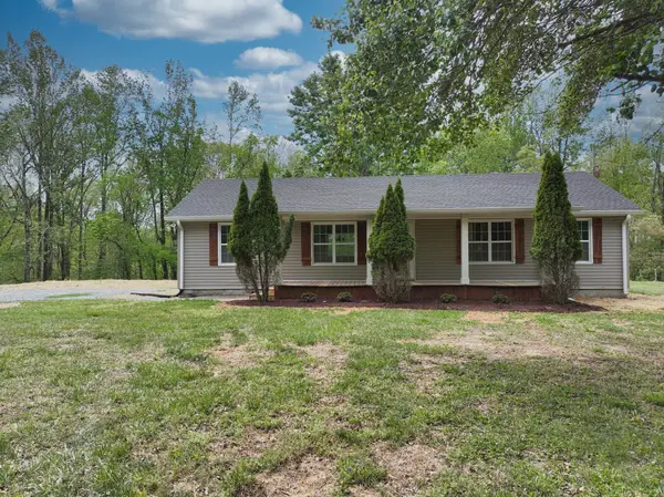 120 Whippoorwill Ln, Bethpage, TN 37022