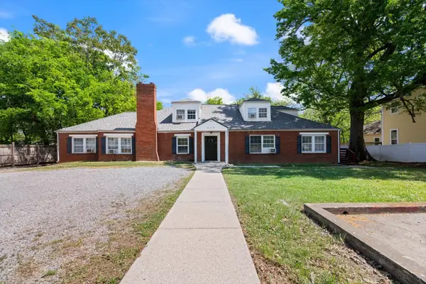 419 Belmont Ave, Shelbyville, TN 37160