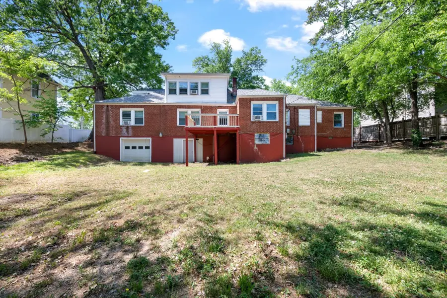 419 Belmont Ave, Shelbyville, TN 37160 - #3