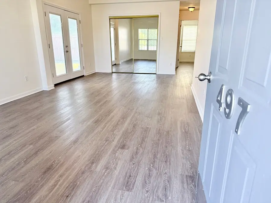 497 Sivley Rd, Hopkinsville, KY 42240 - #2