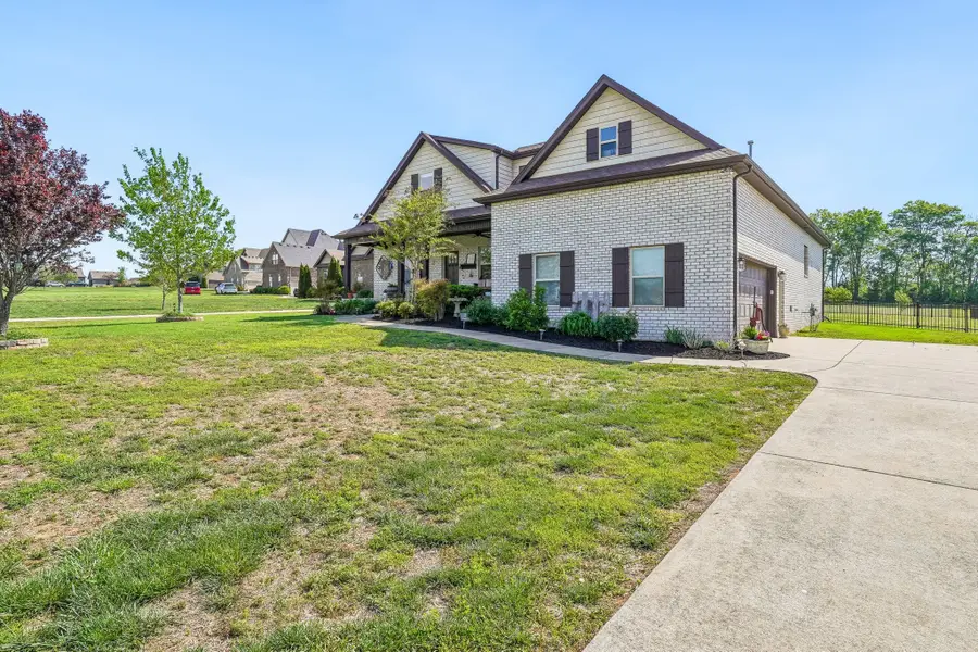 1031 Caballo Trl, Gallatin, TN 37066 - #2