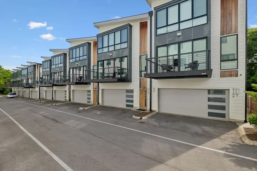 2106 9th Ave N #2, Nashville, TN 37208 - #2
