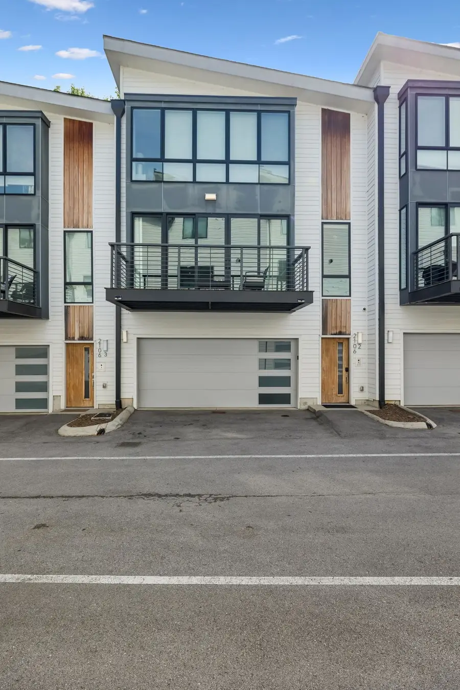 2106 9th Ave N #2, Nashville, TN 37208 - #3