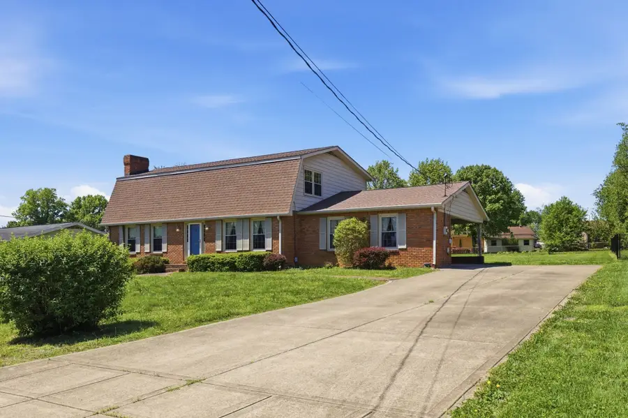 915 Elizabeth Dr, Hopkinsville, KY 42240 - #3