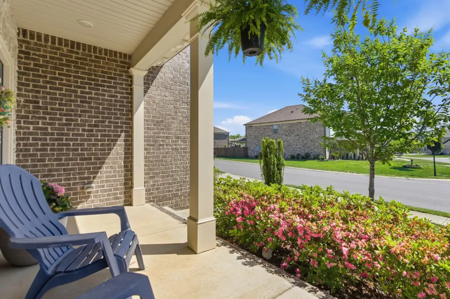 513 Weymouth Ln, Mount Juliet, TN 37122 - #3