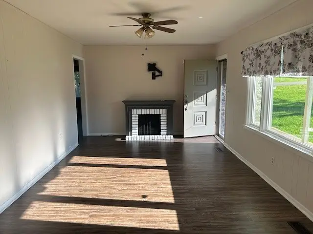 2002 King Dr S, Fayetteville, TN 37334 - #2