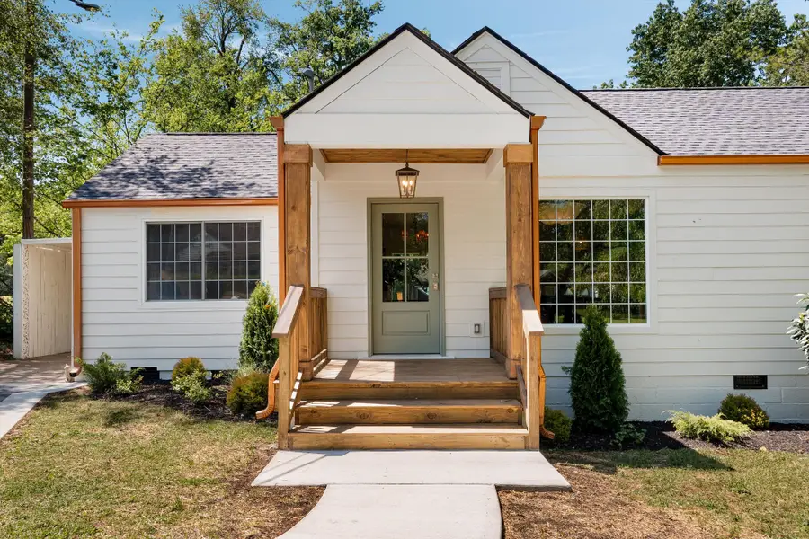 2230 Thistlewood Dr, Nashville, TN 37216 - #3