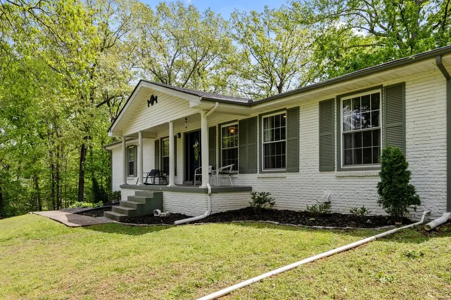 106 Canary Dr, Dickson, TN 37055 - #2