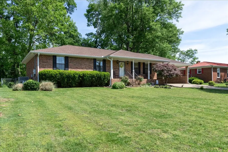 1010 Duncan St, Gallatin, TN 37066 - #3