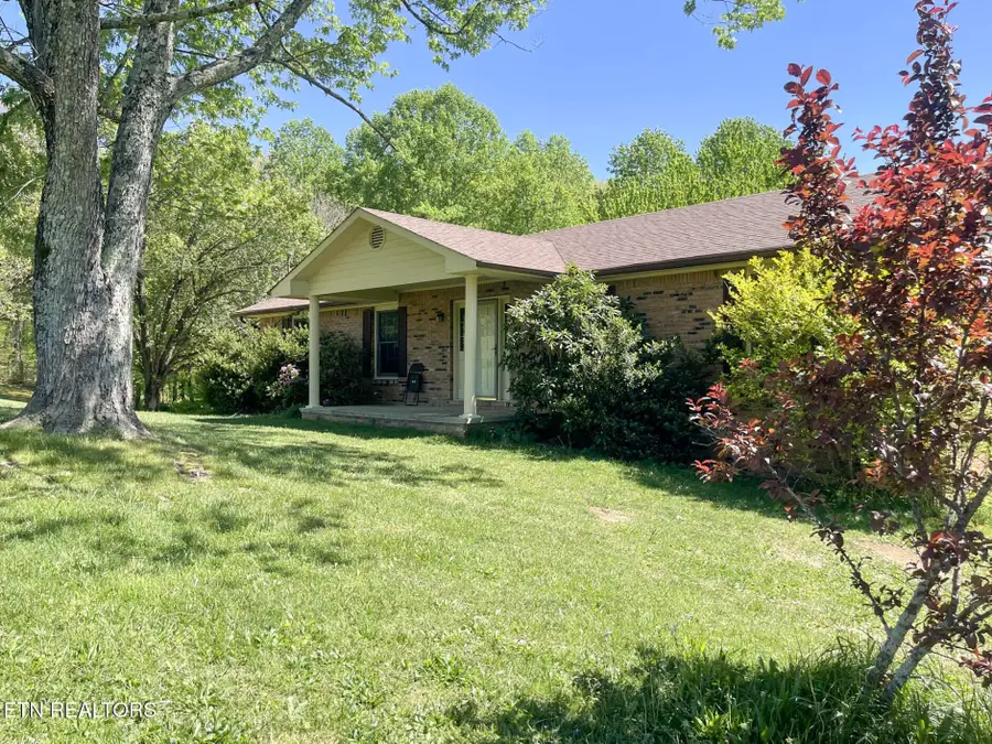 4315 Taylors Chapel Rd, Crossville, TN 38572 - #3