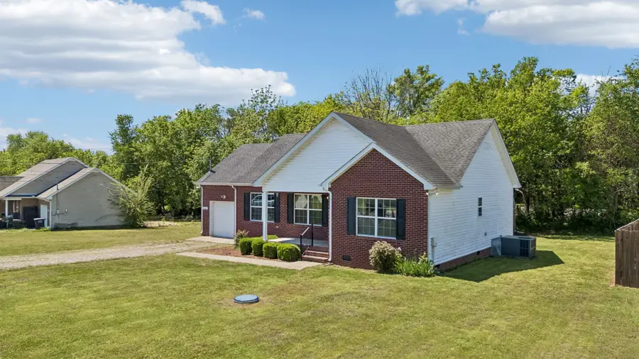 5883 Villa Way, Chapel Hill, TN 37034 - #2