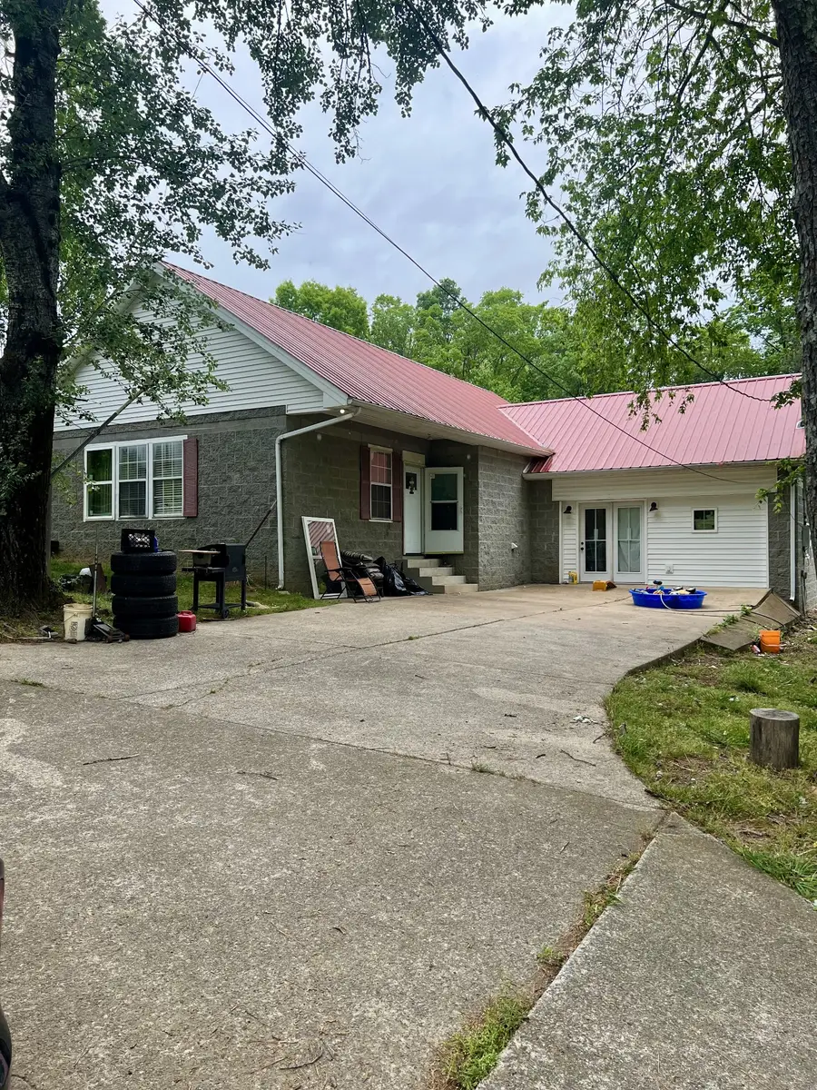 7526 Johnny Crow Rd, Lyles, TN 37098 - #3