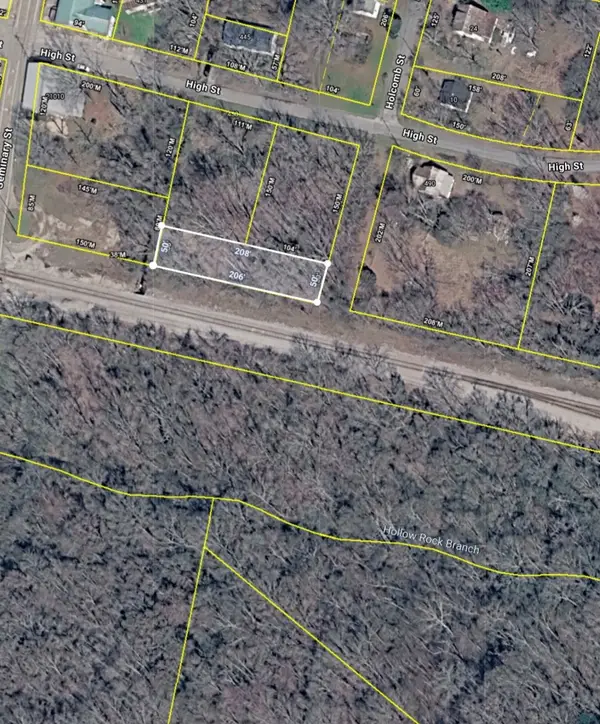 0 Seminary St E, Hollow Rock, TN 38342