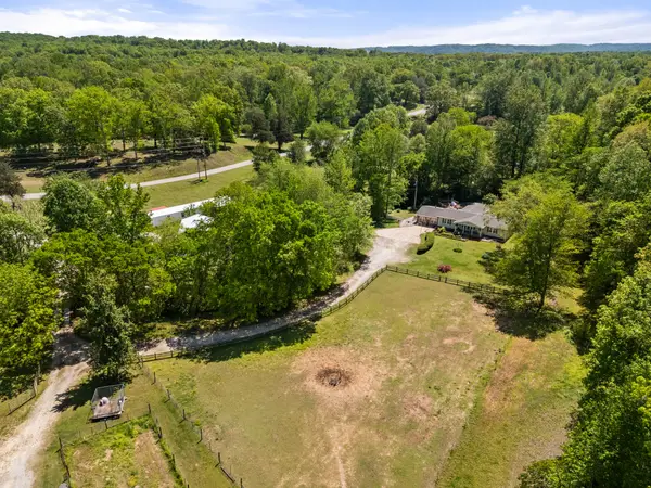 1431 Flatwood Rd, New Johnsonville, TN 37134