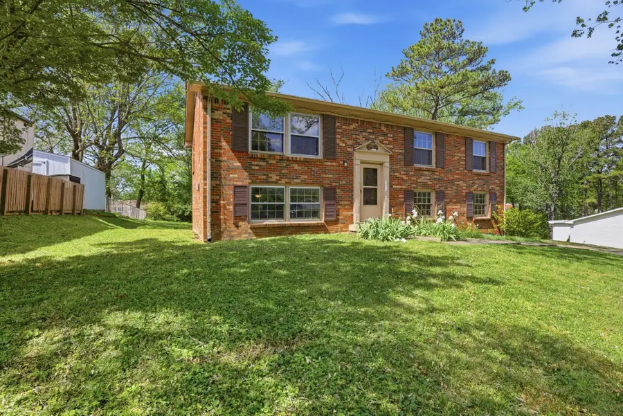 1286 Slayden Cir, Clarksville, TN 37040 - #2