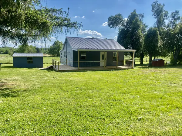 2471 Smartt Station Rd, Morrison, TN 37357