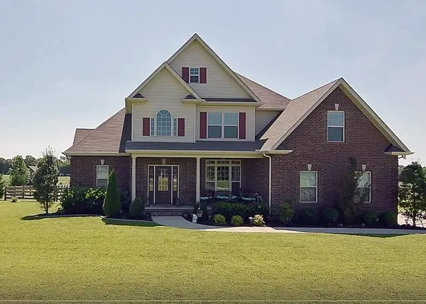 1027 Double Tree Ln, Gallatin, TN 37066