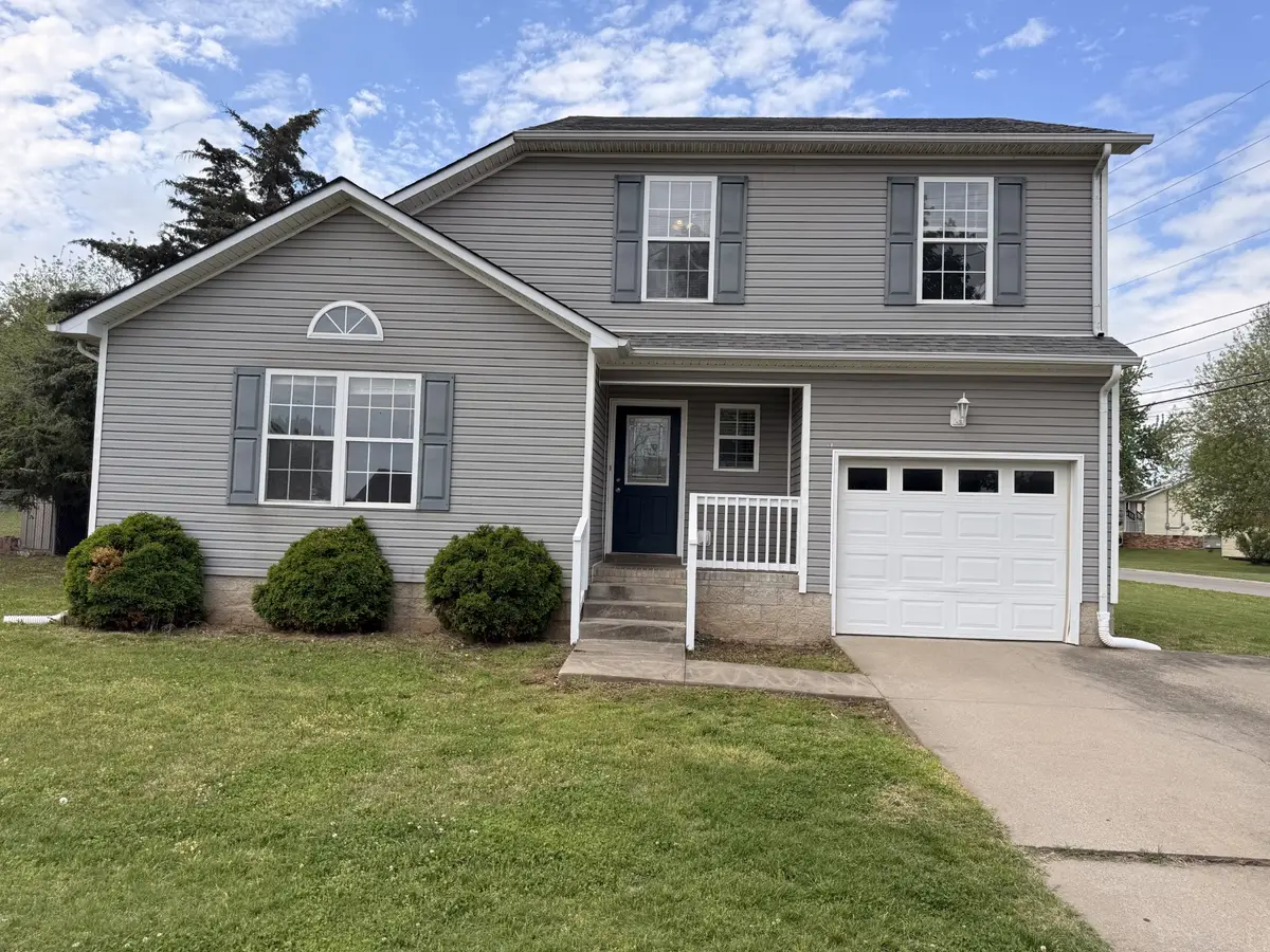 800 Shetland Dr, Oak Grove, KY 42262 - #1