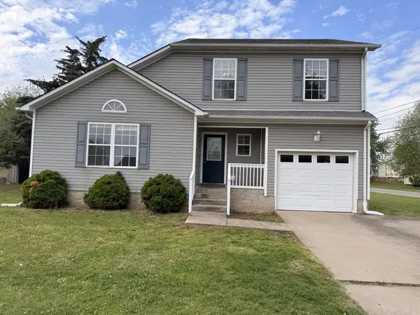 800 Shetland Dr, Oak Grove, KY 42262