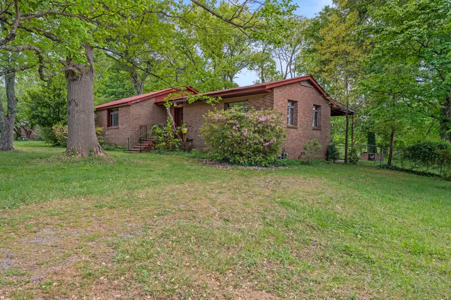 1400 Holders Cove Rd, Winchester, TN 37398 - #2