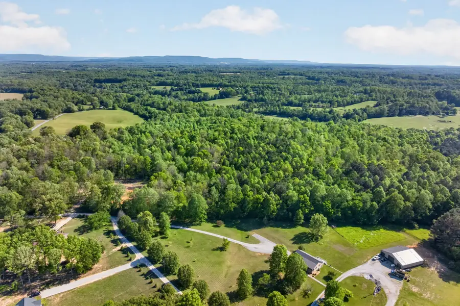 24 Timber Ln, McMinnville, TN 37110 - #3