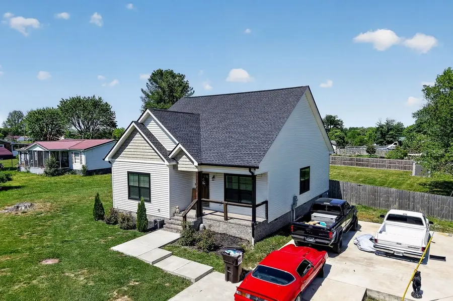7240 Old Smithville Hwy S, Sparta, TN 38583 - #2