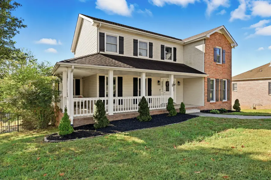 868 S Ridge Trl, Clarksville, TN 37043 - #2