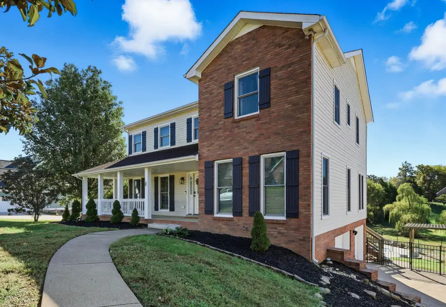 868 S Ridge Trl, Clarksville, TN 37043 - #3