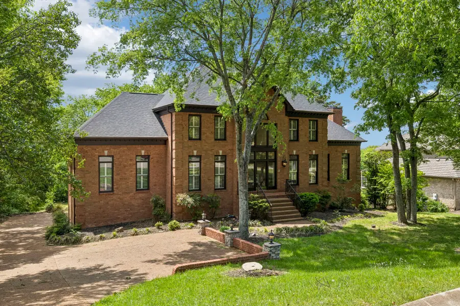 9129 Brentmeade Blvd, Brentwood, TN 37027 - #3