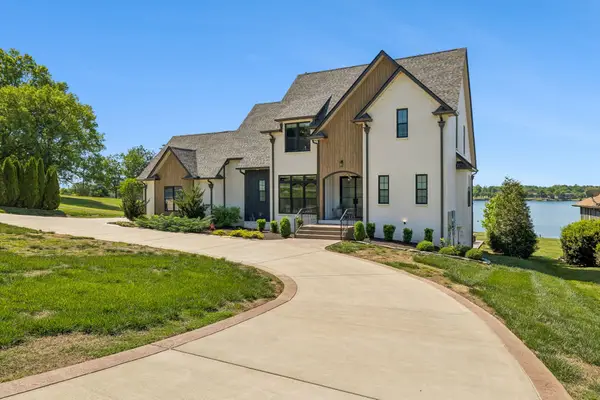 112 Sterling Rd, Hendersonville, TN 37075