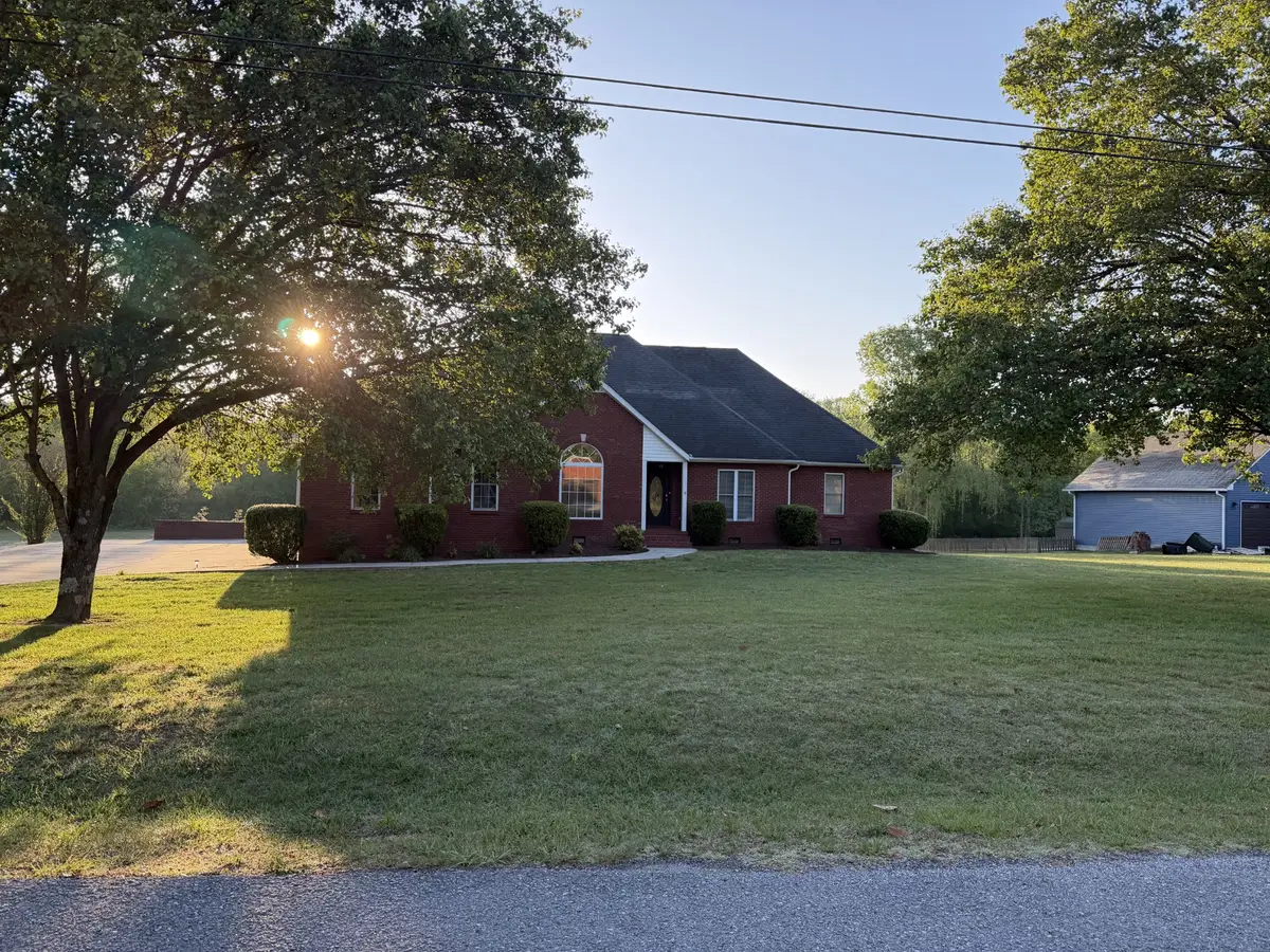 3547 S Pointe Rd, Cookeville, TN 38506 - #1