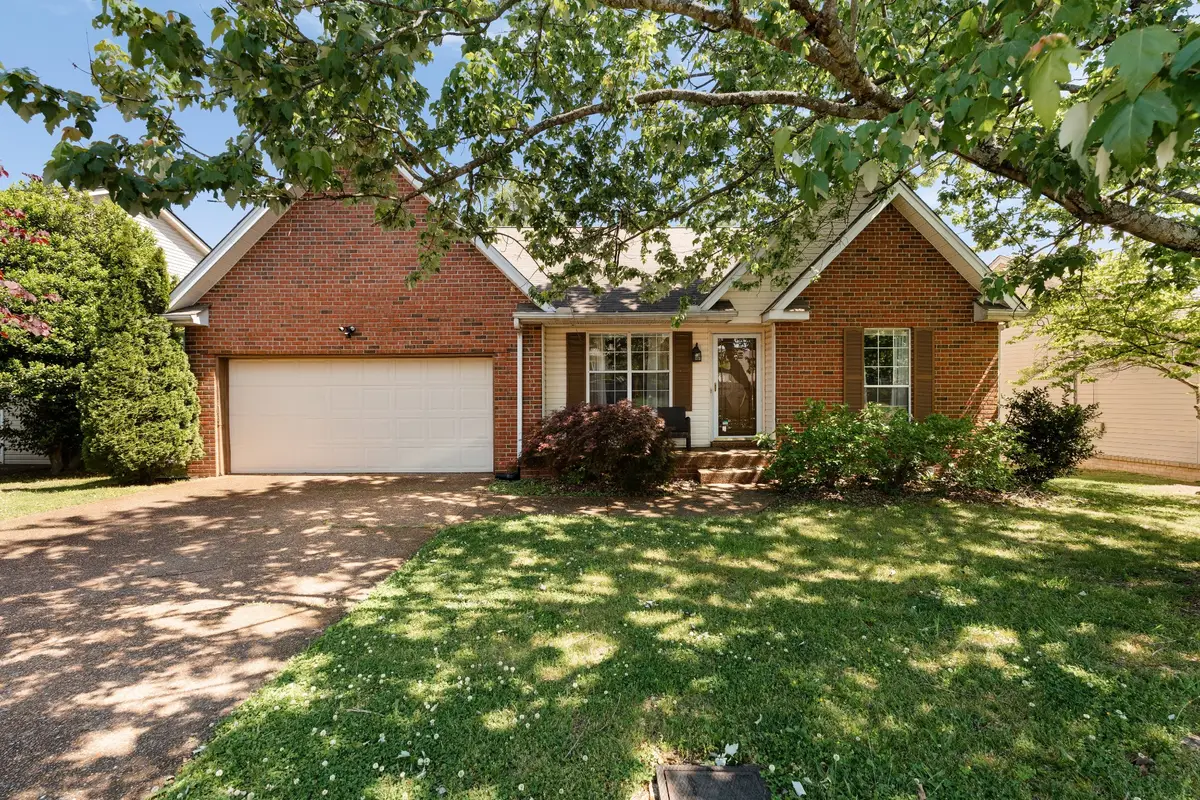 1217 Crestfield Dr, Nashville, TN 37211 - #1